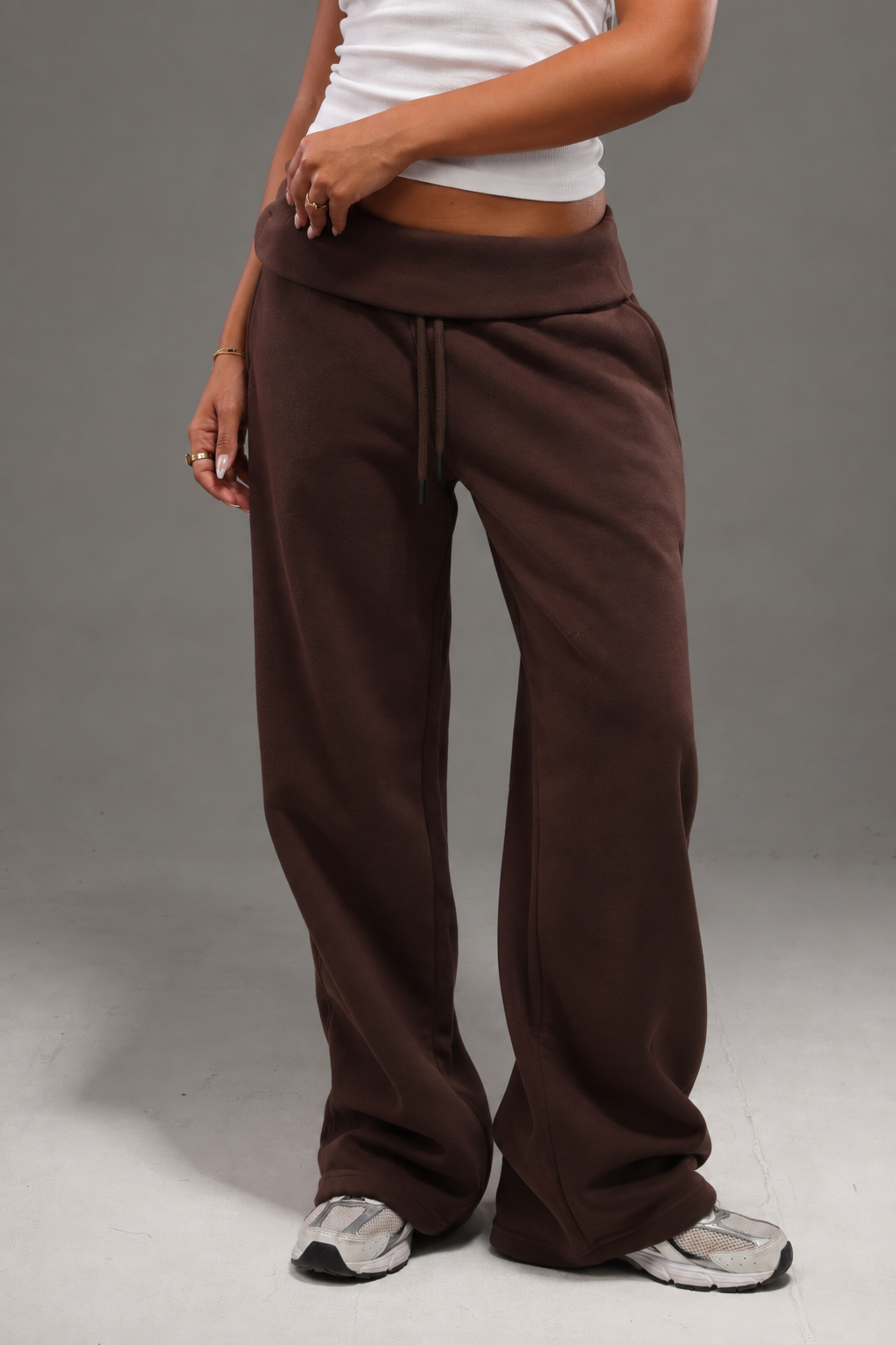 THE FEMU DOUBLE WAISTED SWEATPANTS