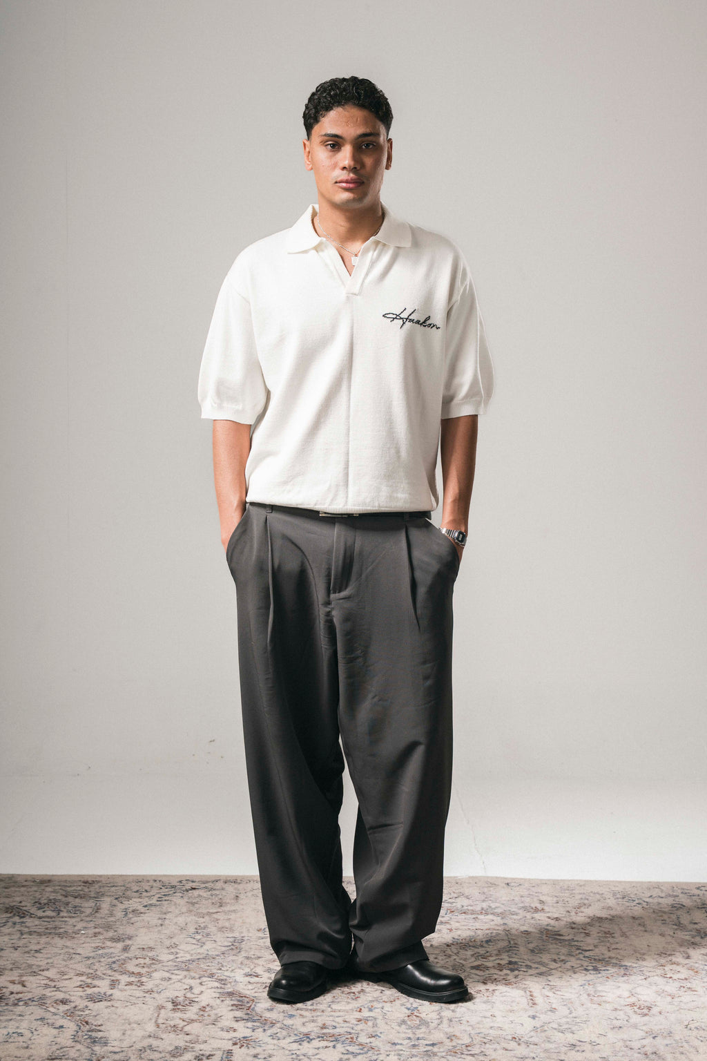 WHITE KNITTED POLO SHIRT