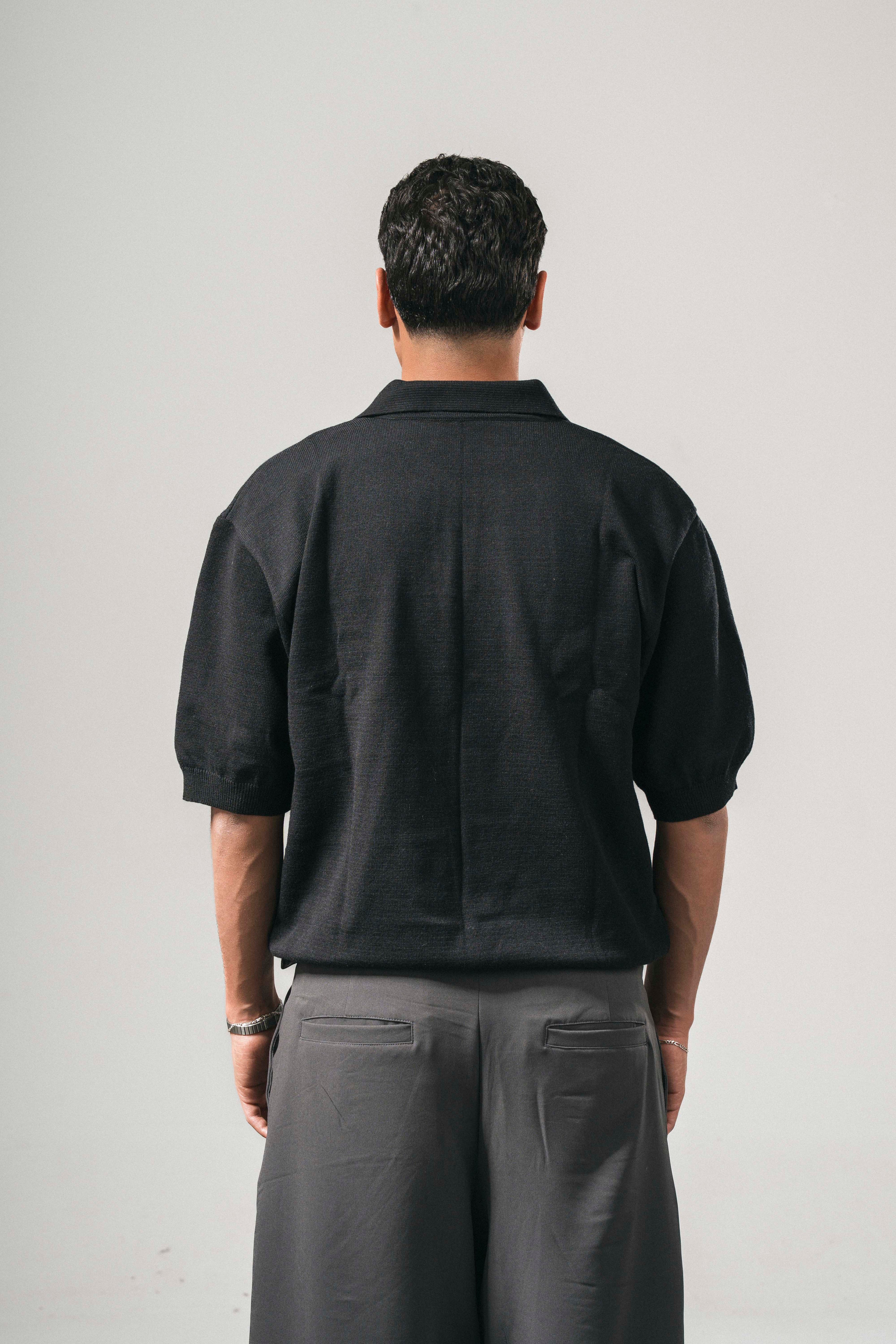 BLACK KNITTED POLO SHIRT