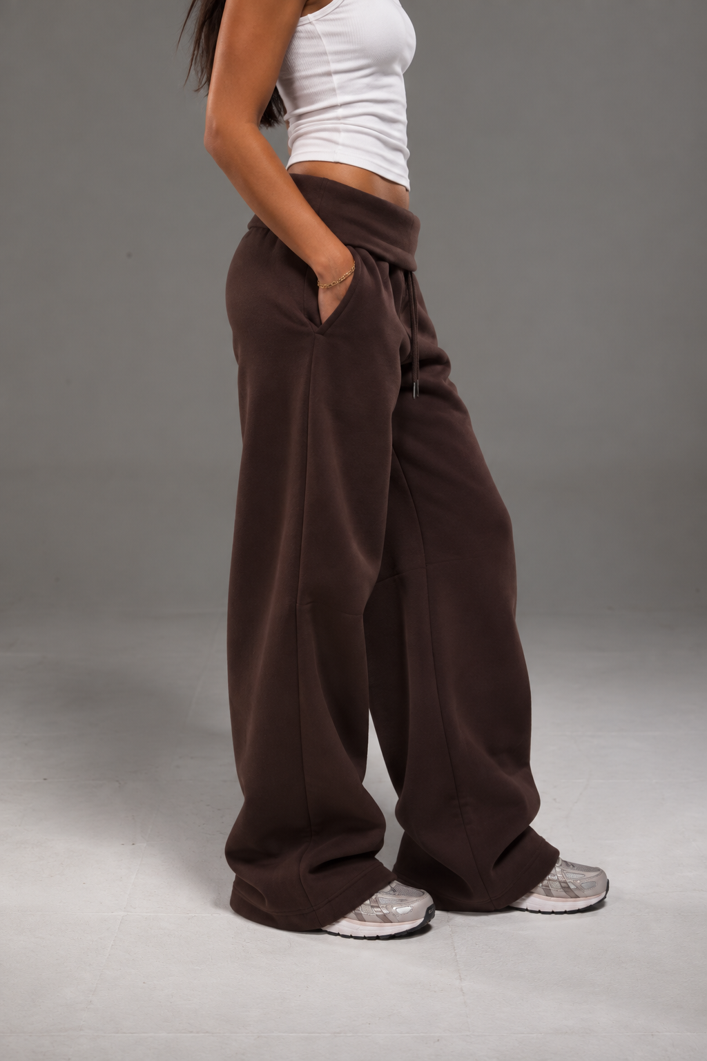 THE FEMU DOUBLE WAISTED SWEATPANTS