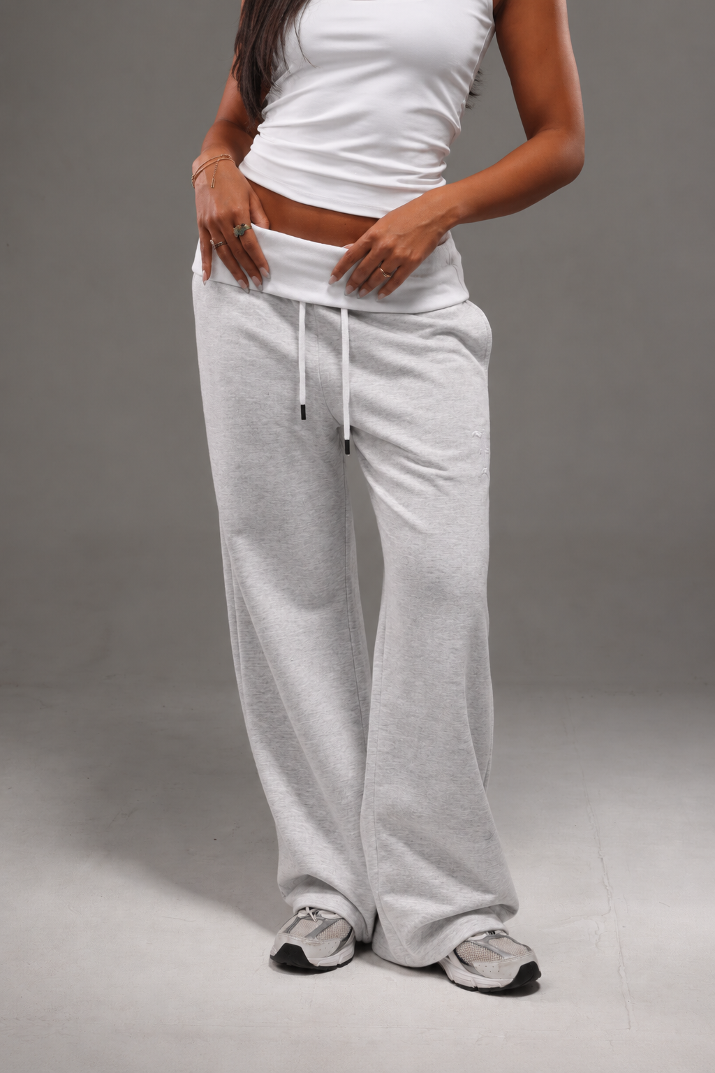 THE FEMU DOUBLE WAISTED SWEATPANTS
